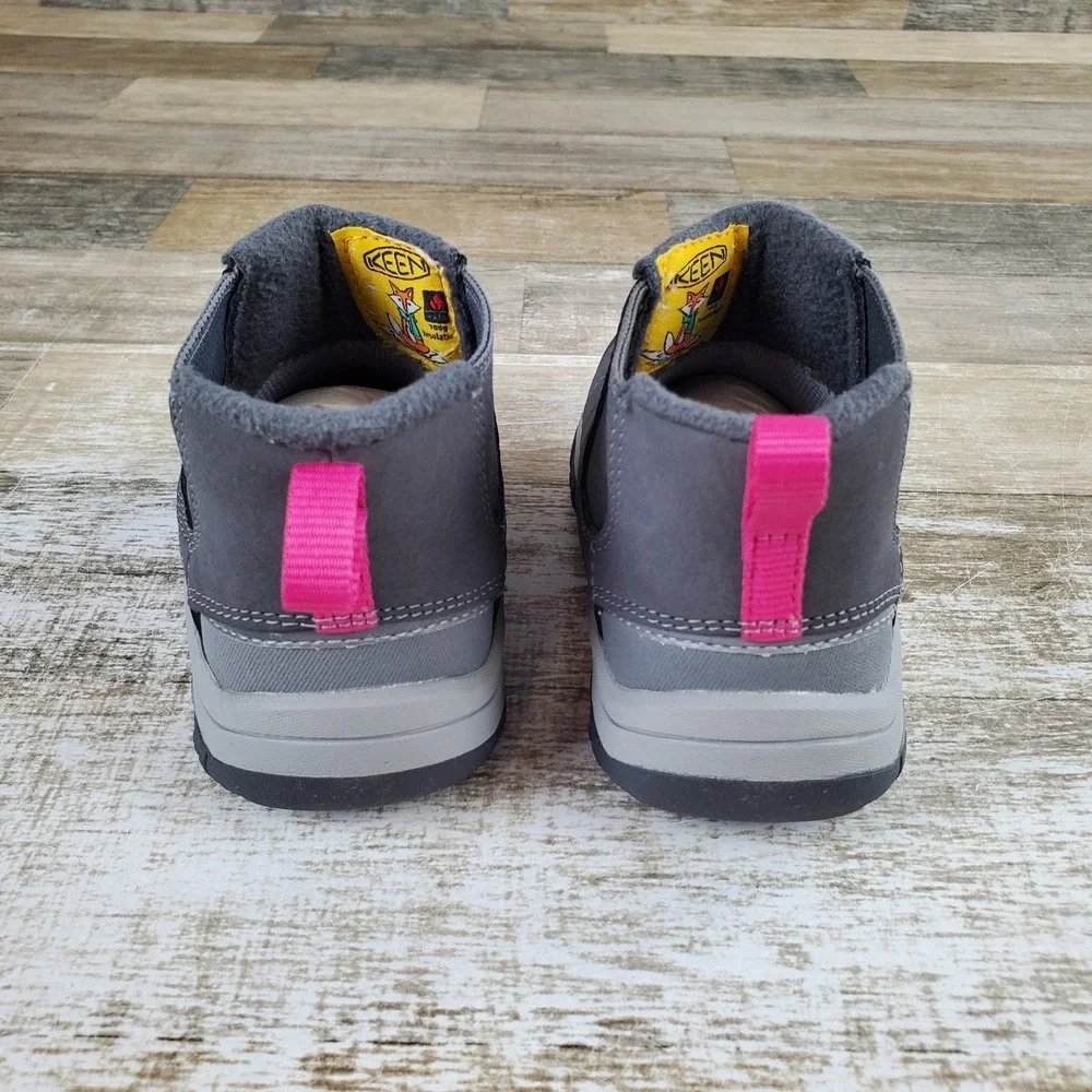 Keen Kootenay III Kids Chelsea Boots Sz 8 Gray Leather Slip On Mid Top Round Toe